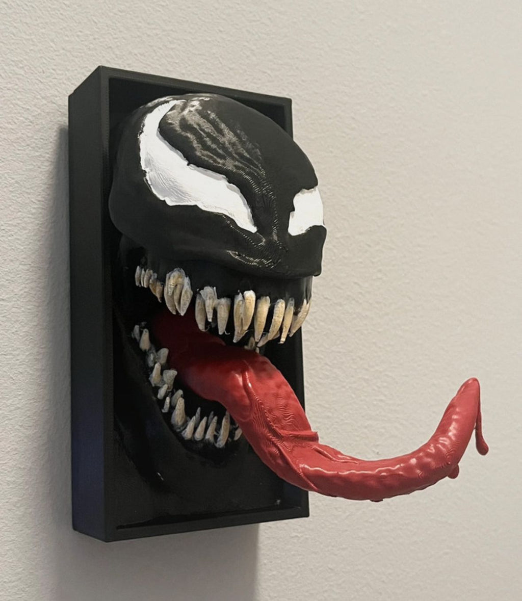 🕷️ Angolo libreria ispirato a una creatura aliena simbiotica 🕷️